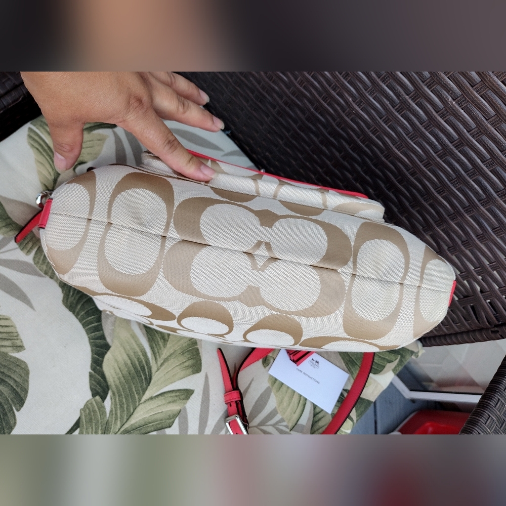NWT Coach Legacy Signature Courtney Hobo Bag Khaki and Coral Style #22392 - Picture 10 of 15